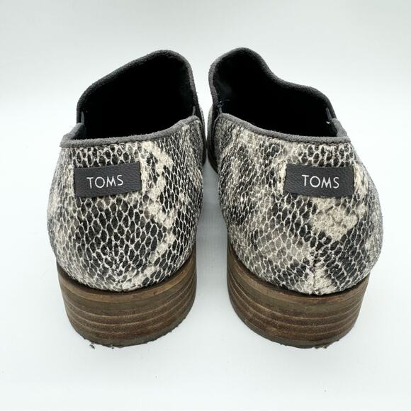 TOMS Faux Snake Shaye Low Booties Grey/White Size 8.5 Office Preppy Minimalist - Picture 8 of 11